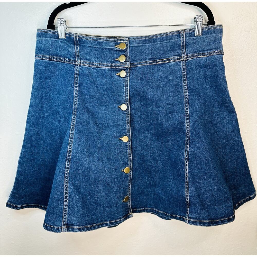 Women’s Plus Draper James Button Front Denim Pleated Mini Skirt Size 16 - Picture 2 of 9